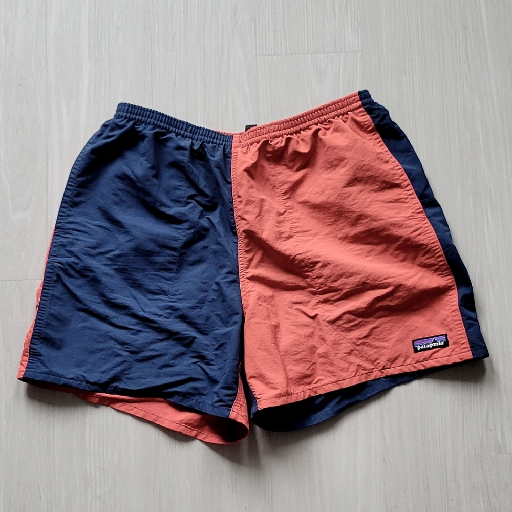 Patagonia Large Two Toned Baggies